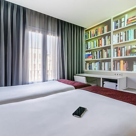 Hotel Bcn Design Barcelona Exterior foto A room at the hotel