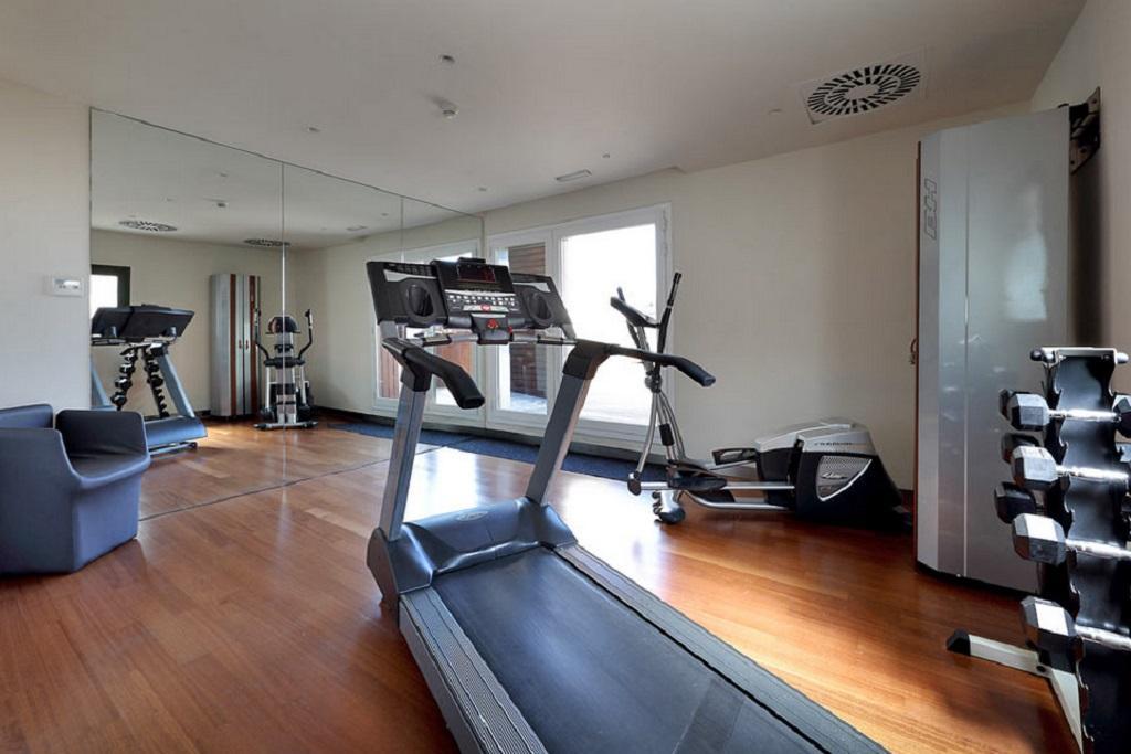 Hotel Bcn Design Barcelona Exterior foto A treadmill