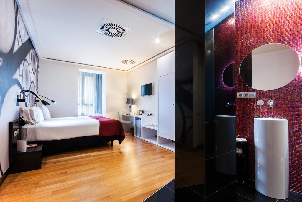 Hotel Bcn Design Barcelona Exterior foto A room at the hotel
